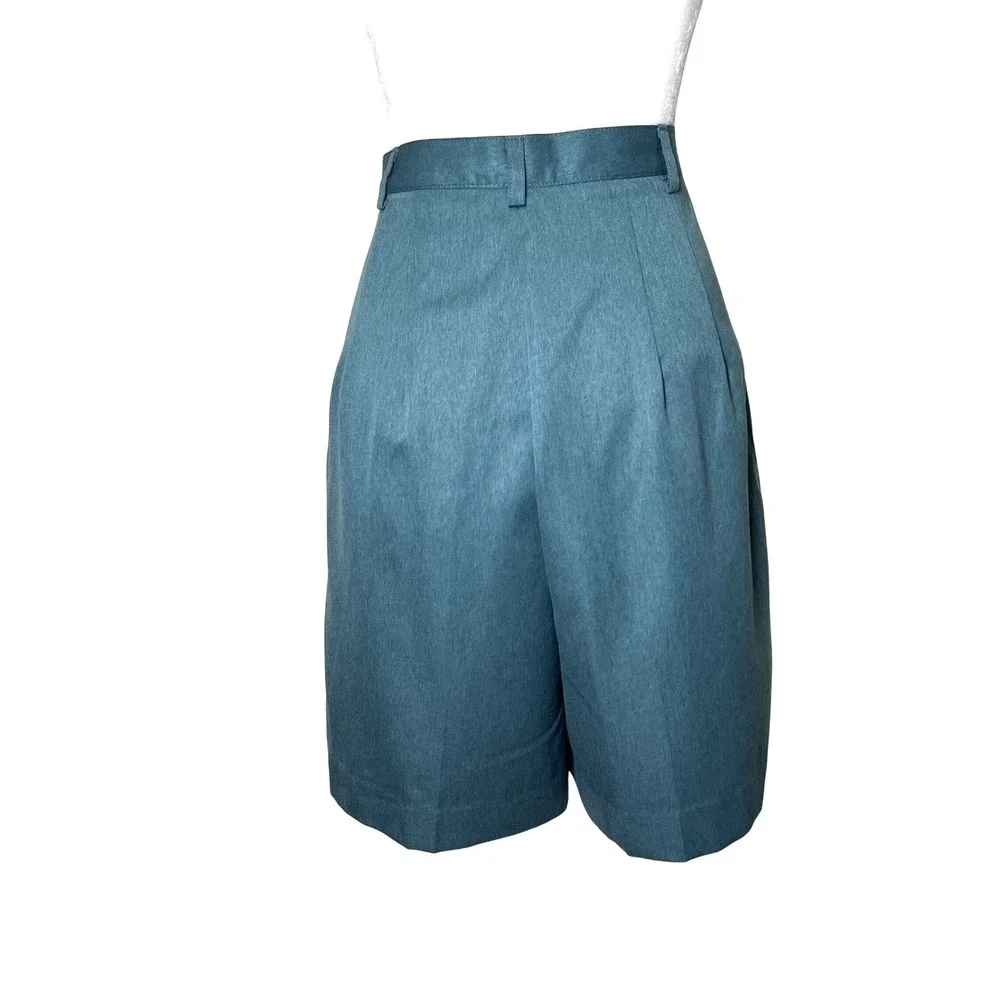 Haley Pleated Bermuda Shorts Women's‎ Size 10 Blue Super Soft High Rise Vintage
